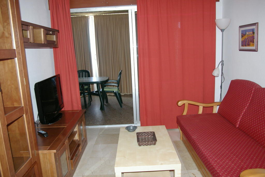 Apartamentos Carolina - Arca Rent Benidorm Oda fotoğraf