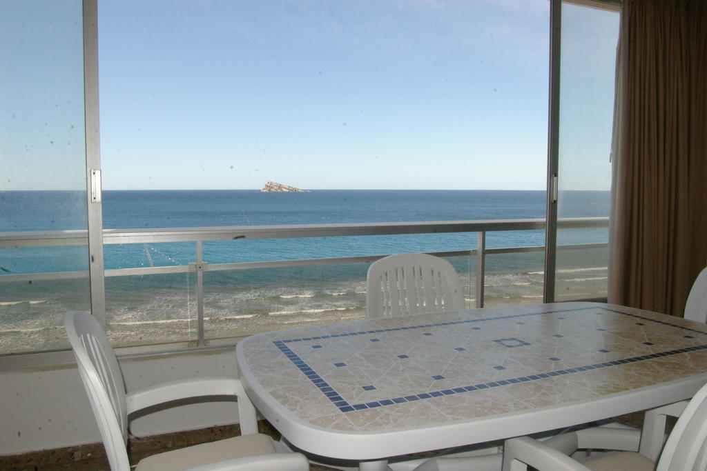 Apartamentos Carolina - Arca Rent Benidorm Oda fotoğraf