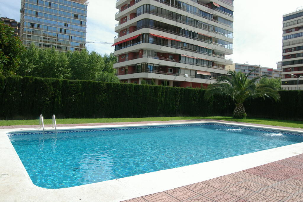 Apartamentos Carolina - Arca Rent Benidorm Oda fotoğraf